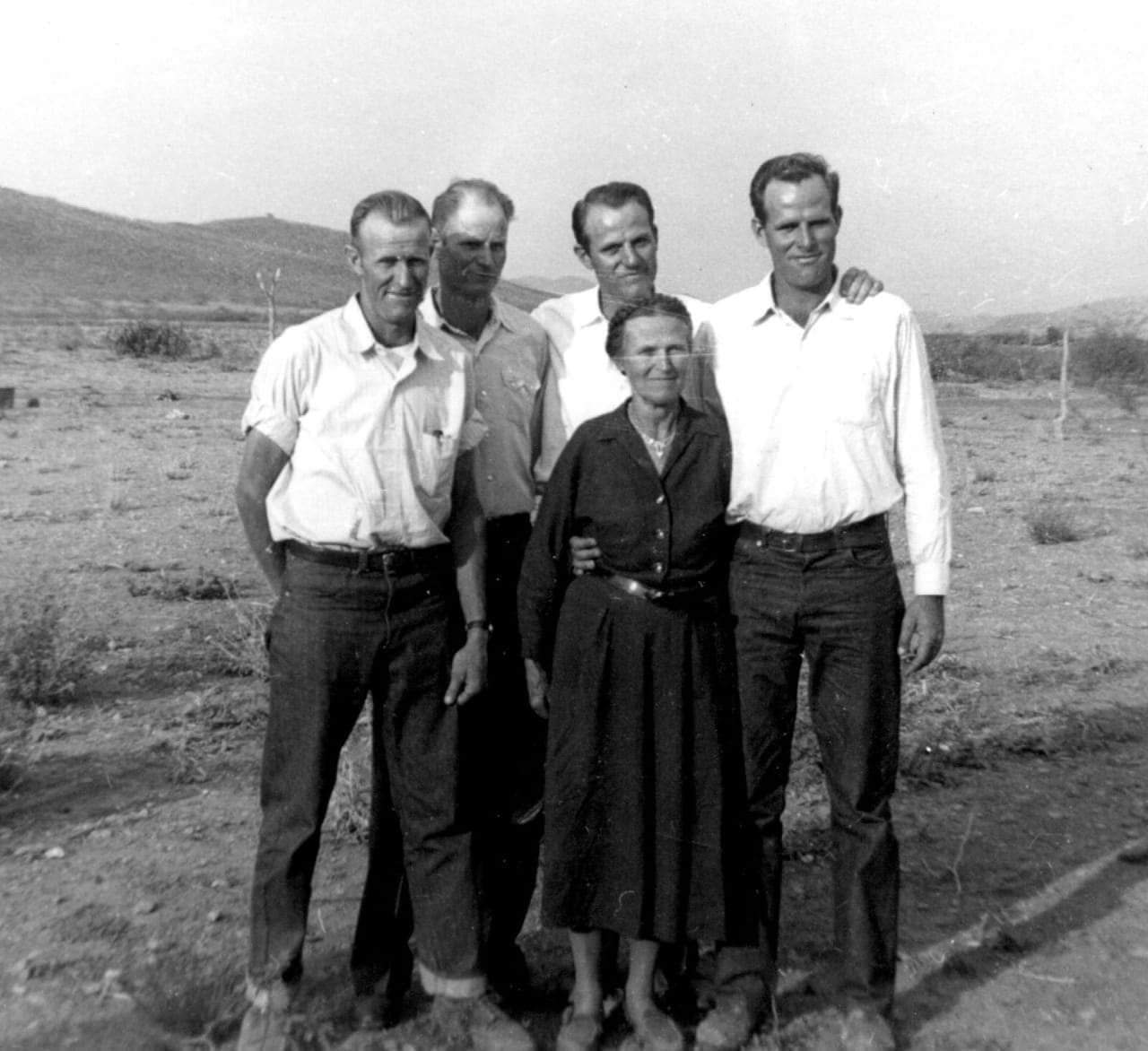 This image has an empty alt attribute; its file name is 93eb7de6-ee6d-42c8-8711-36f495040696.jpg